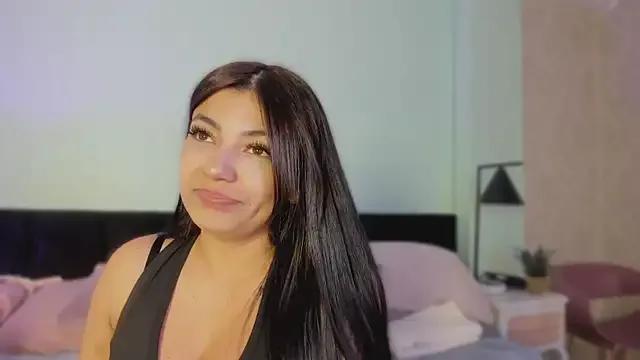 EvaaStevens on StripChat 