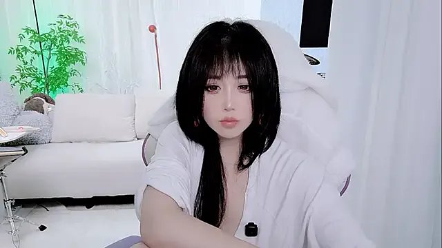 Freechat Evangelin-e on StripChat