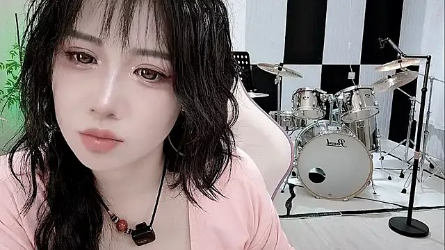 Freechat Evangelin-e on StripChat