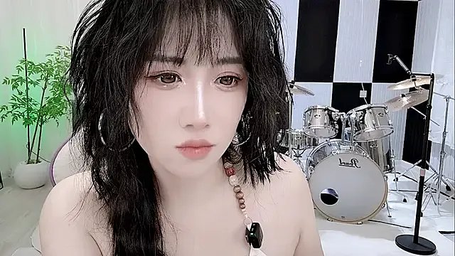 Freechat Evangelin-e on StripChat