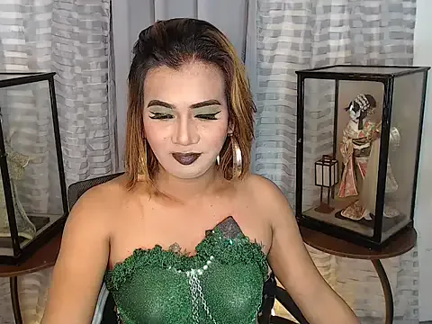 Freechat exoticashly on StripChat