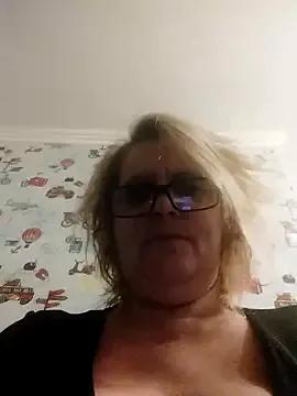 Forest-Lady on StripChat