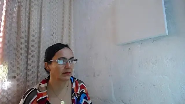 Freechat gabbyparker_ on StripChat