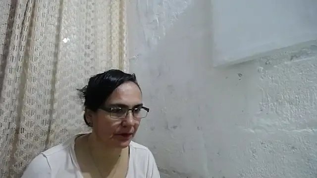 Freechat gabbyparker_ on StripChat