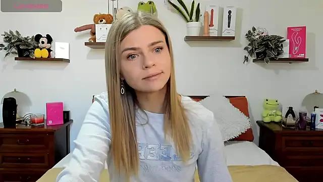 HaleyReedme — sexy dance and nude show