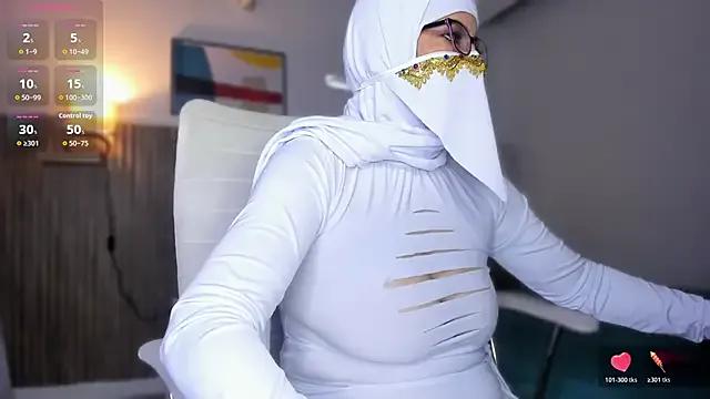 StripChat Hannaa_Dolly is Freechat Hannaa_Dolly — show boobs