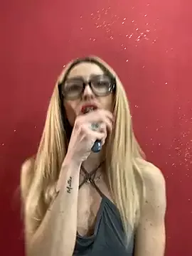 Freechat harleyejoker1 on StripChat