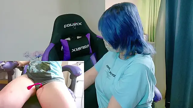 Freechat hazuki_8008 on StripChat