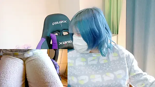 Freechat hazuki_8008 on StripChat