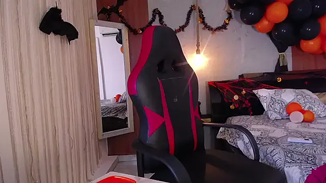 Freechat hera_divine on StripChat