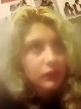 Hollywouldd on StripChat 