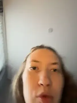 Freechat Holy_Poly on StripChat