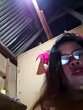 Freechat Huge_mama69 on StripChat