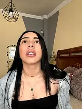 Freechat isabella_jade on StripChat