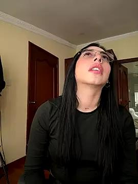 Freechat isabella_jade on StripChat