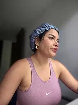 Issane_Peru — control my toy while I masturbate