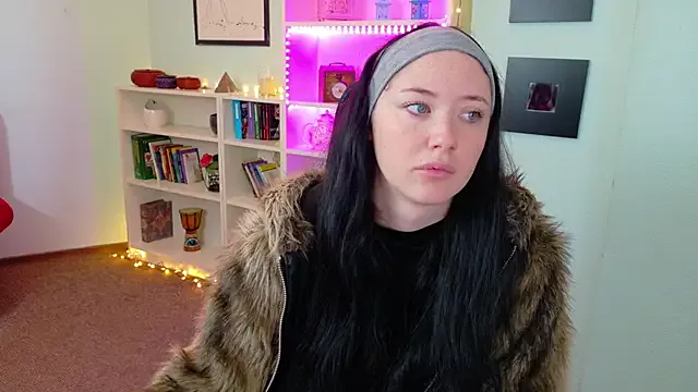 Freechat Ivanna__Rose on StripChat