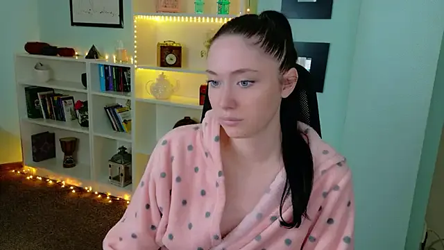 Freechat Ivanna__Rose on StripChat