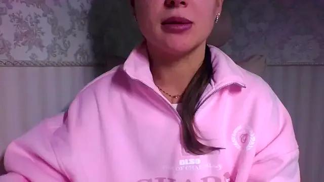 Freechat jennifer838 on StripChat