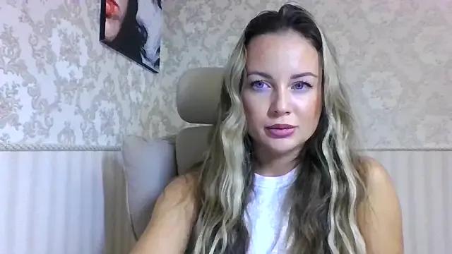 Freechat jennifer838 on StripChat