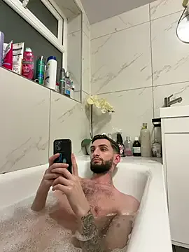 Freechat Juliann69Ramiro on StripChat