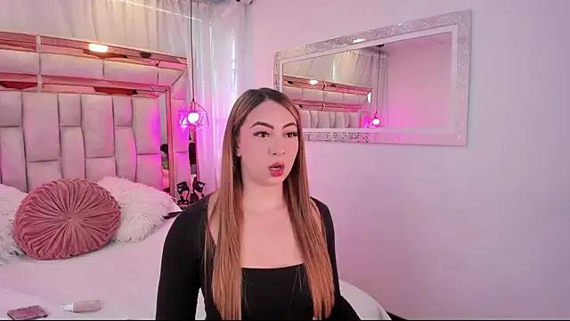 Katalina_Evans on StripChat 