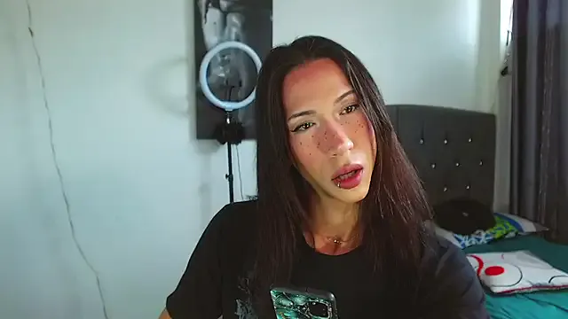 Freechat Kenisha_Sweet on StripChat