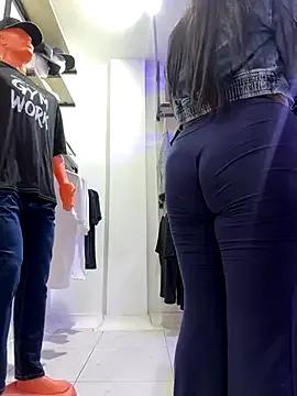 Freechat kim_monti on StripChat