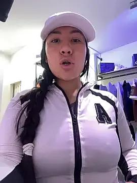 kim_monti — Shows ass in public