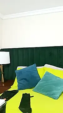 Freechat kiraGeiner on StripChat