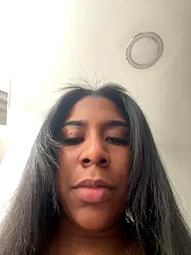 Freechat KloheCurvy on StripChat