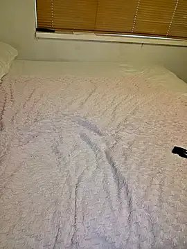 lilylove27 on StripChat 