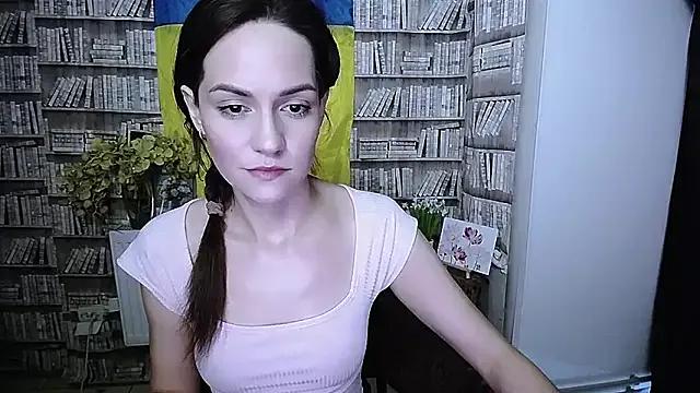 Lina_Star_S — rub the tits with oil for 3 minutes