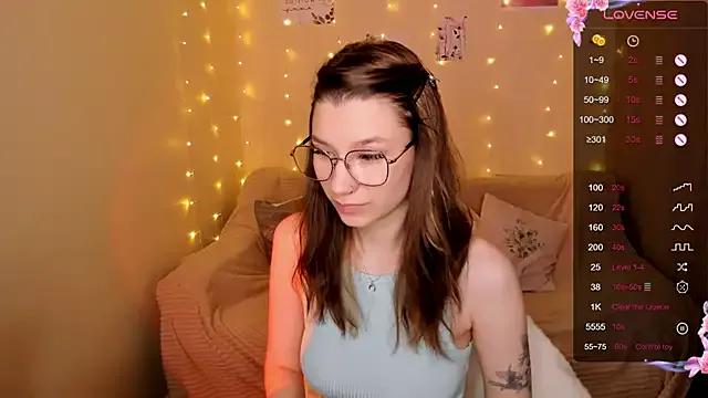 Freechat LinaBlossom_ on StripChat