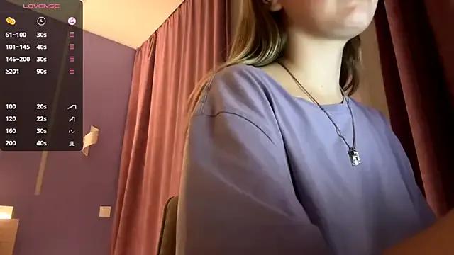 Freechat LinaMoonBlessed on StripChat