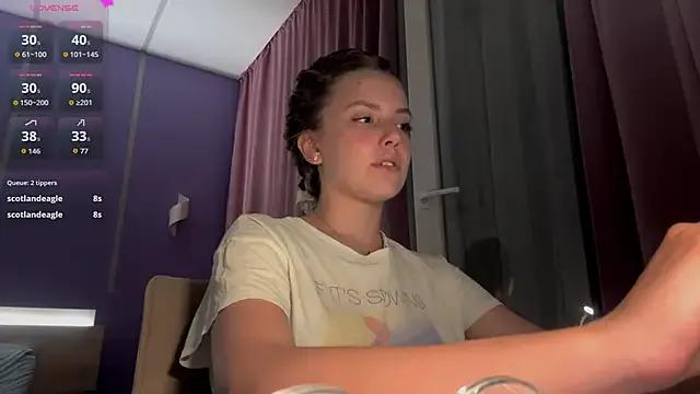 Freechat LinaMoonBlessed on StripChat