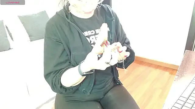 Freechat lincebdsm on StripChat