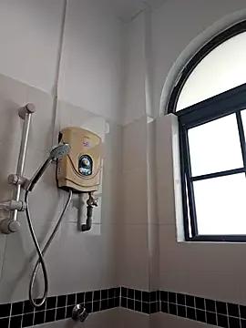 Group lirz06 on StripChat