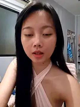 Group lirz06 on StripChat