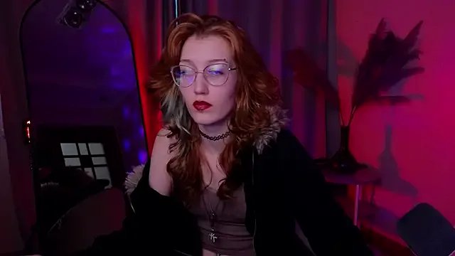 Freechat lissaros on StripChat