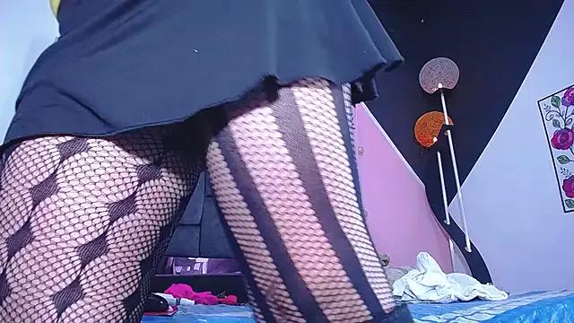 Freechat LITLESTAR on StripChat