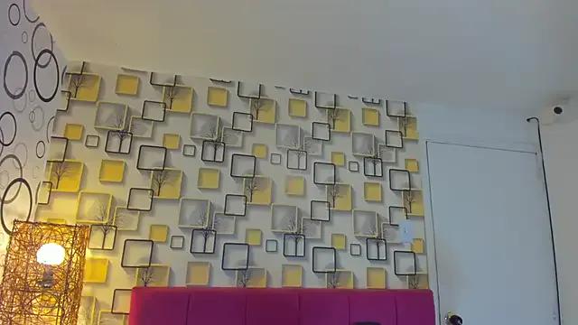 Freechat LITLESTAR on StripChat