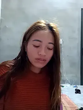 Freechat little-effy on StripChat