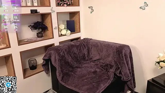 Freechat Little_rosy on StripChat