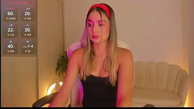 Freechat LittleSofia_ on StripChat