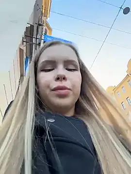 Freechat Liza_risky on StripChat