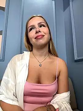 Freechat Liza_risky on StripChat