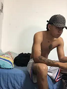 Private logannth on StripChat