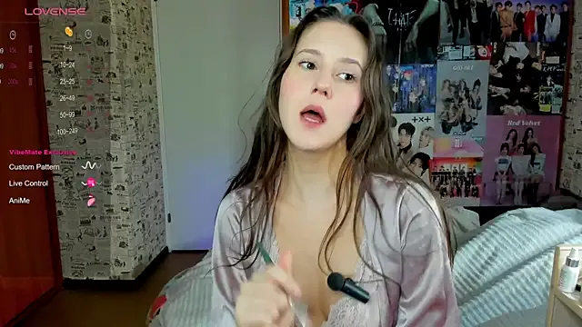 Freechat LucyRose3 on StripChat