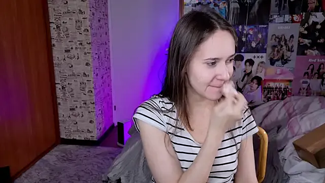 Freechat LucyRose3 on StripChat